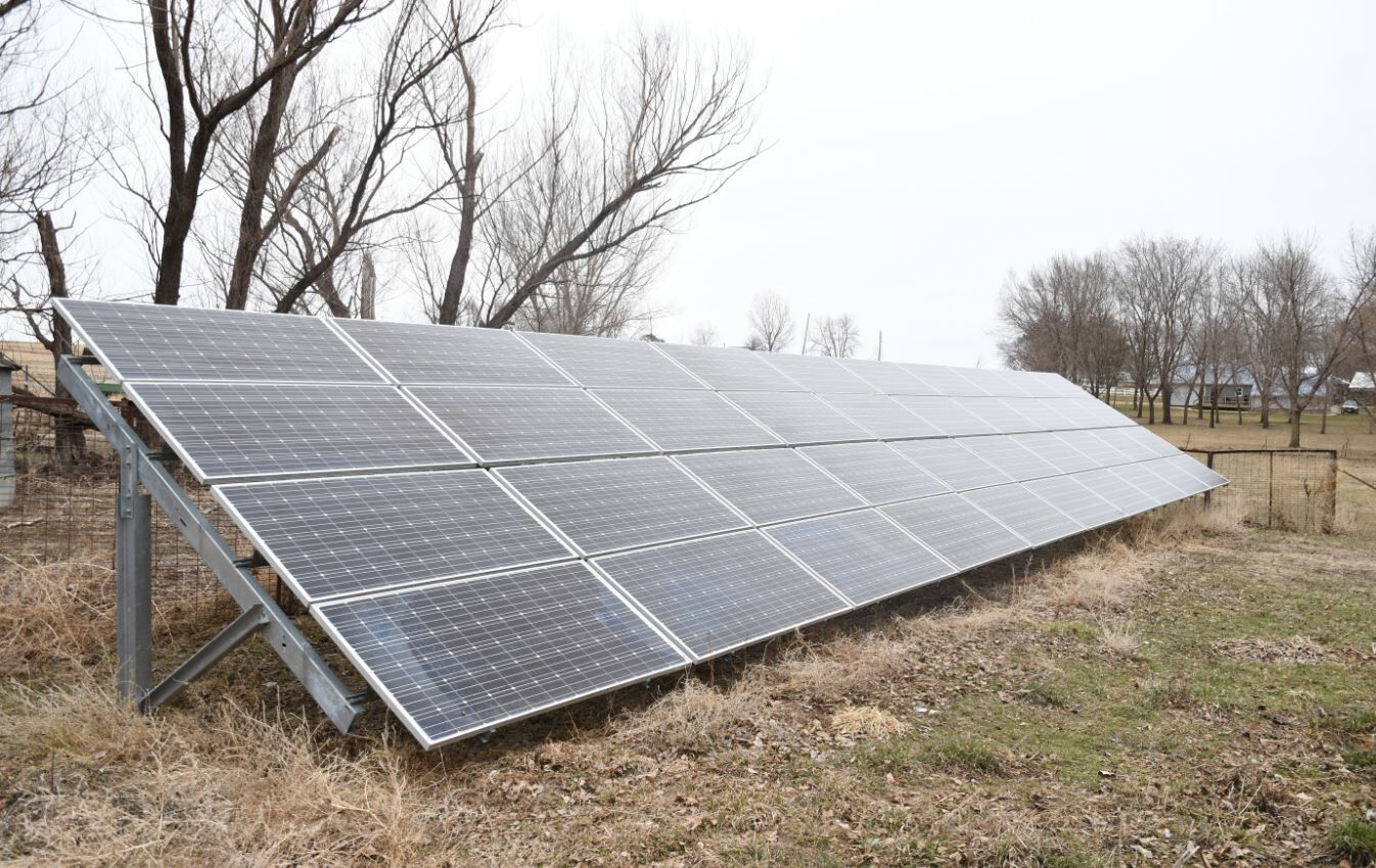 Ric and Janet Hansen's solar panels
